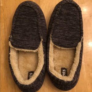 Apres by Lamo Men’s Gray Fur Slippers US10